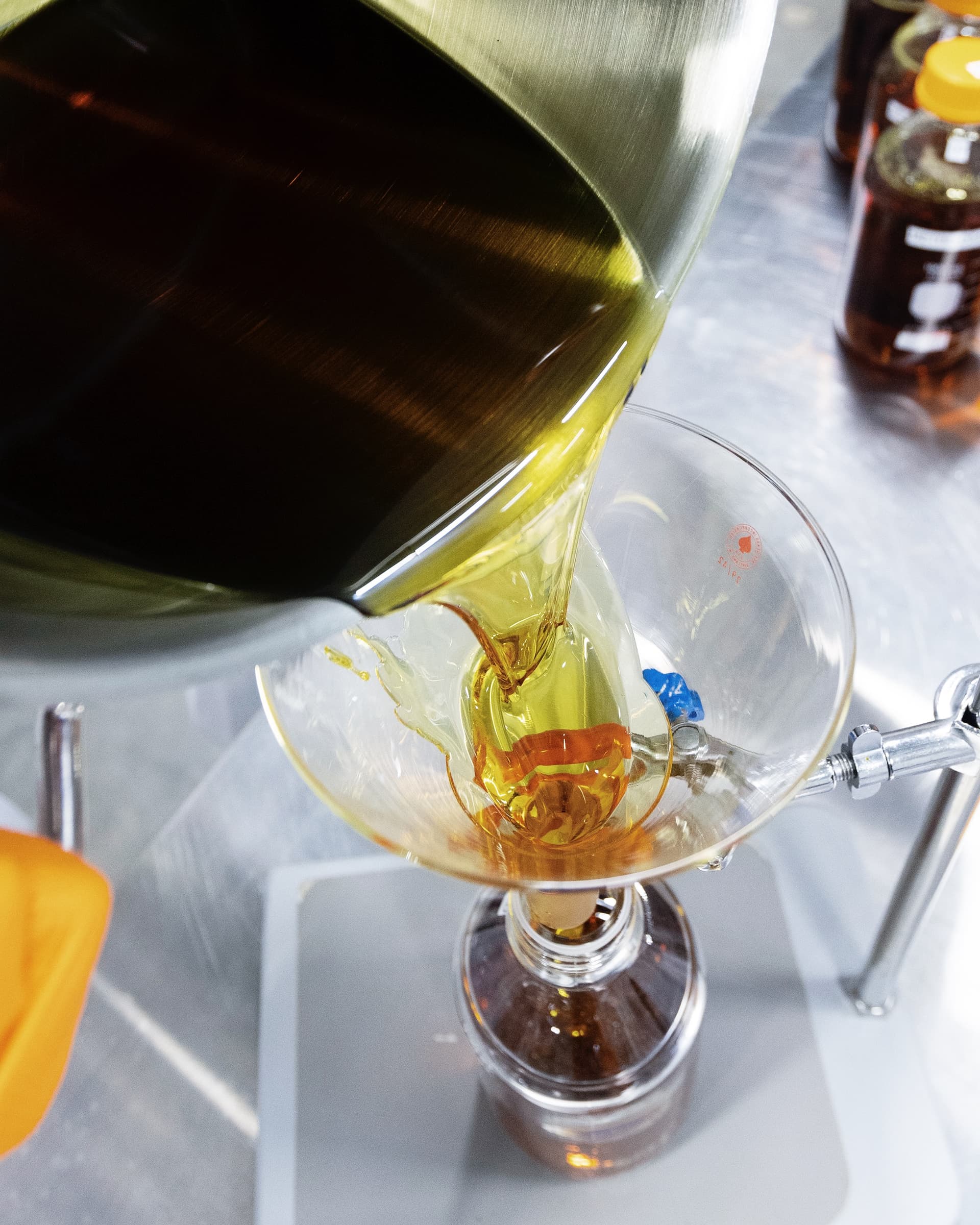 How to Thin Distillate for Cartridges (and When You Should Not)